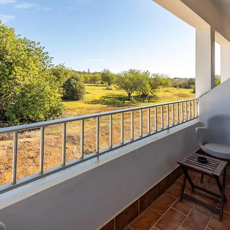 Guest house Oliveira 3*