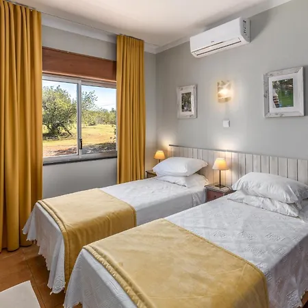 Oliveira Guest house 3*