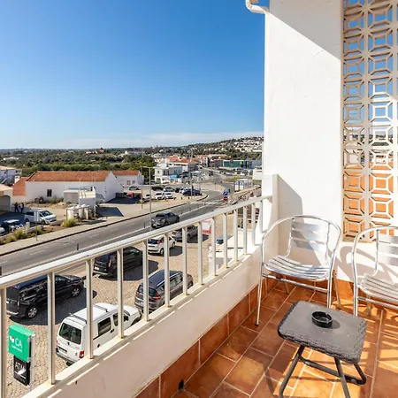 Guest house Oliveira 3*